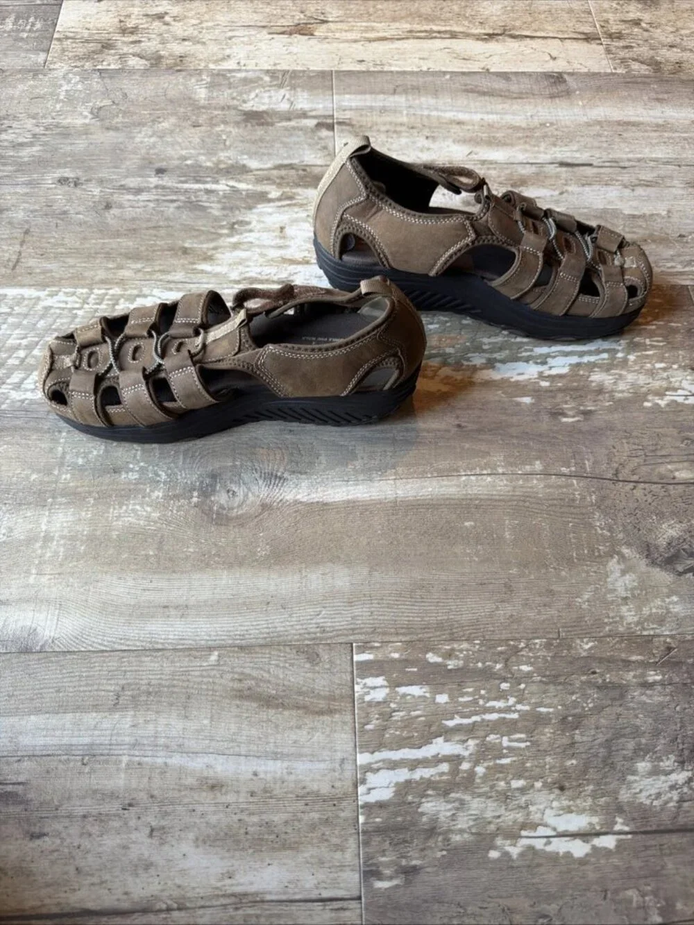 SKETCHERS Strappy Fisherman Sandals Shape Ups Brown Leather Women’s 9.5